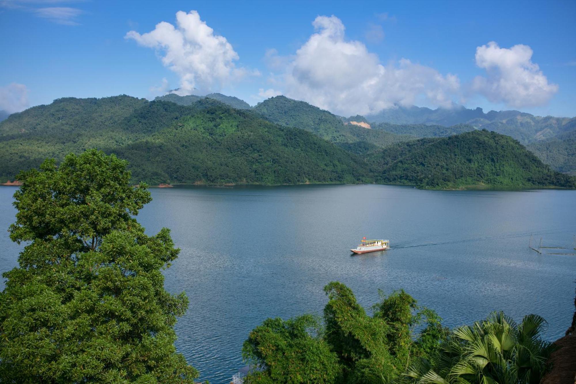 Mai Chau Hideaway Lake Resort Exteriér fotografie